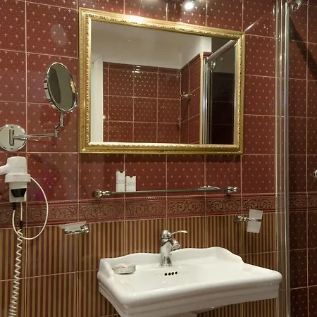 Relais Frattina Penzion 2*