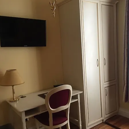 Gasthuis Relais Frattina Rome