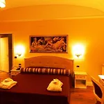 Relais Frattina Roma