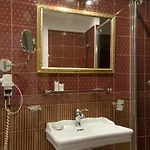 Relais Frattina Konukevi 2*