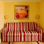 Relais Frattina 2*