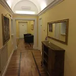 Konukevi Relais Frattina 2*