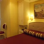 Relais Frattina 2* Roma
