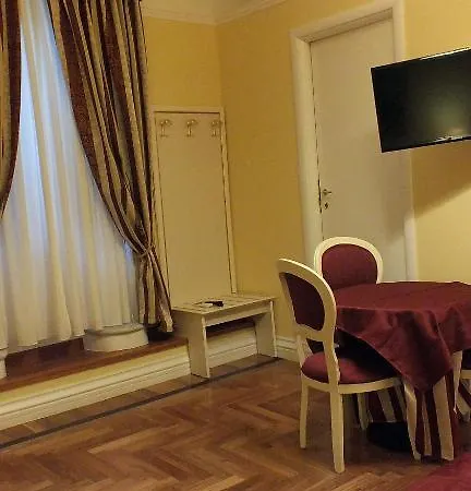 Relais Frattina 2* Řím